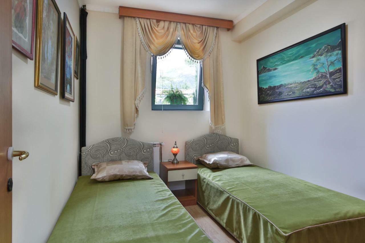 סוטומורה Apartments Holiday Lux מראה חיצוני תמונה