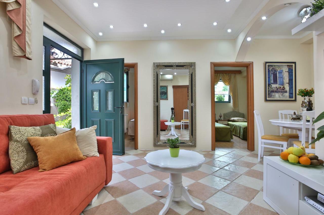 סוטומורה Apartments Holiday Lux מראה חיצוני תמונה